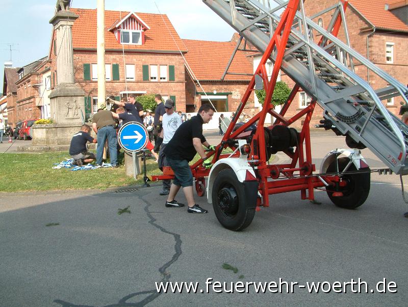 2011-04-30 Maibaumaufstellung (20).JPG